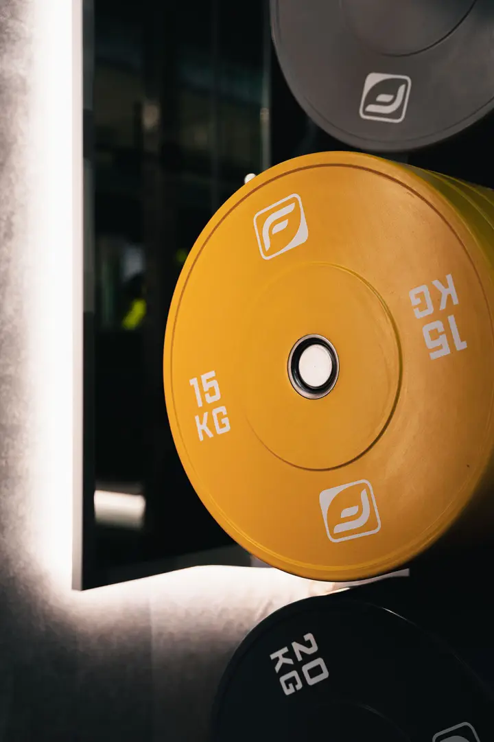 Spinde im Umkleidebereich des IRON FLEX